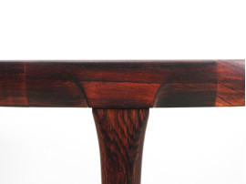 Mid-Century modern scandinavian oval dining table in Rio rosewood by Kofod Larsen
