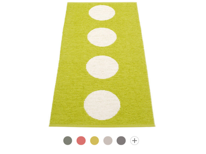Tapis scandinave en plastique Pappelina modèle Vera