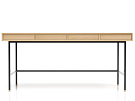 Made-to-measure desk model...