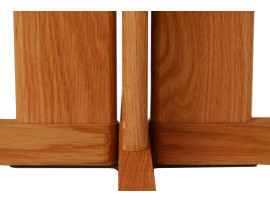 Table scandinave Trefoil carrée 68 x 68 cm