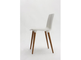 TAC Chair, glossy finish. Available in 7 different colors. 