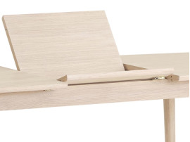 Extendable dining table model 121, 4/8 seats
