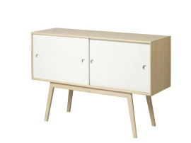 Butler side board - 2 slidding doors.