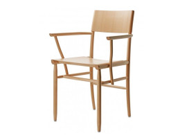 Madonna II Armchair. 