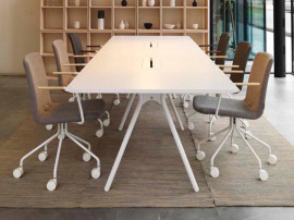 Camelot conference table 6250. 4 different sizes. From 200 cm to 590 cm