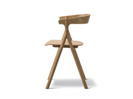 Chaise scandinave modèle Yksi 3340