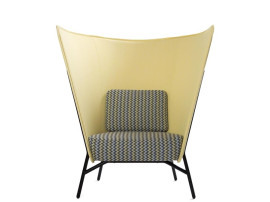 Aura 1L Chair. 