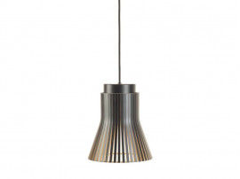 Suspension scandinave modèle  Petite 4600. Noyer.  