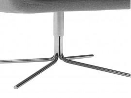 Chaise pivotante scandinave modèle Coco. 