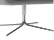 Chaise pivotante scandinave modèle Coco. 