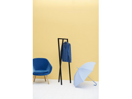 Loop Stand Wardrobe