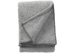 Domino throw, 130 x 200cm. 100% eco lambs wool.