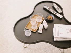 Flower Mono coffee table Black or White. 3 sizes
