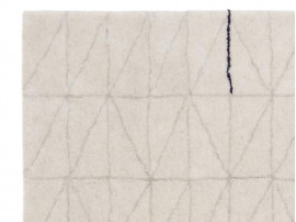 Hand tufted Wedge 2 rug. 4 colors