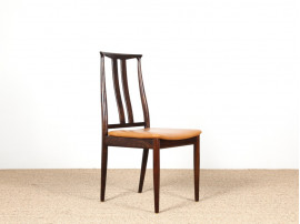 Série de 4 chaises scandinave en acajou.