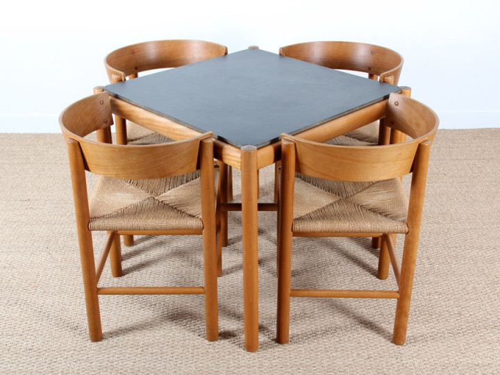 Ensemble table de repas et ses 4 chaises, modèle FH4216 et FH4226