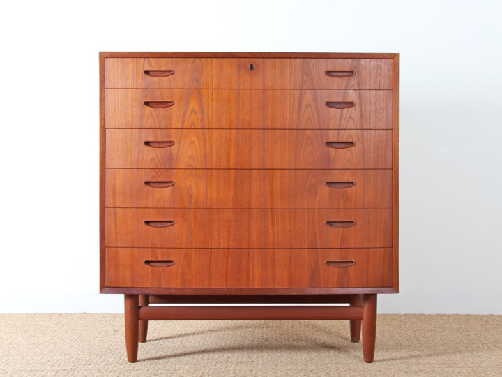 Scandinavian chest of 6 drawers in teak