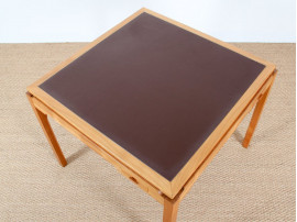Scandinavian game table