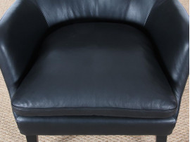 Mid-Century Modern scandinavian lounge chair by Arne Vodder AV 53 new release.