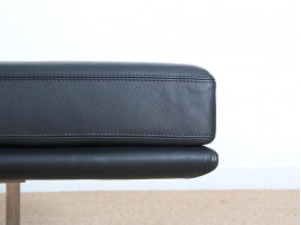 Mid-Century Modern scandinavian daybed by  Arne Vodder AV 57 new release.