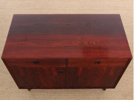 Mid-Century  modern  side board in Rio rosewood by Poul Hundevad