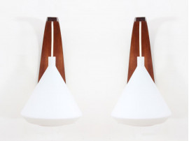 Mid-Century  modern pair of wall lamp in teak and opal