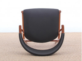 Mid century modern pair of armchair in teak and brown leather by Johannes Andersen