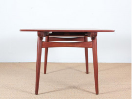 Extending dining table by Hans Wegner AT-310 in teck