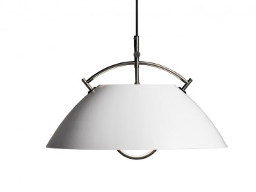 Mid-Century  modern scandinavian pendant lamp L037 by Hans Wegner, with cable lift.