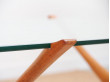 Table de repas scandinave en acajou blond et verre