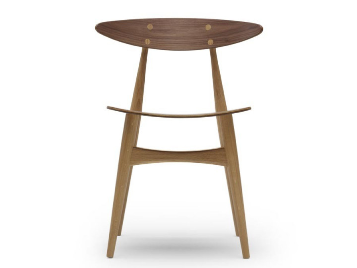 Mid-Century Modern CH 33 chair lacquered by Hans Wegner. New product. 