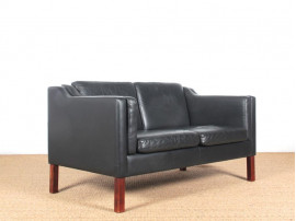 Mid-Century  modern scandinavian sofa model 2212 by Borge Mogensen