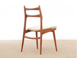 Mid-Century  modern  set of 4 chairs in teak