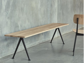 Banc Pyramid 12,  190 ou 250 cm. Nouvelle édition