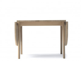 Mid-Century modern scandinavian dining table model CH002 by Hans Wegner.