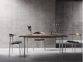 Mid-Century modern scandinavian dining table model CH322 by Hans Wegner.