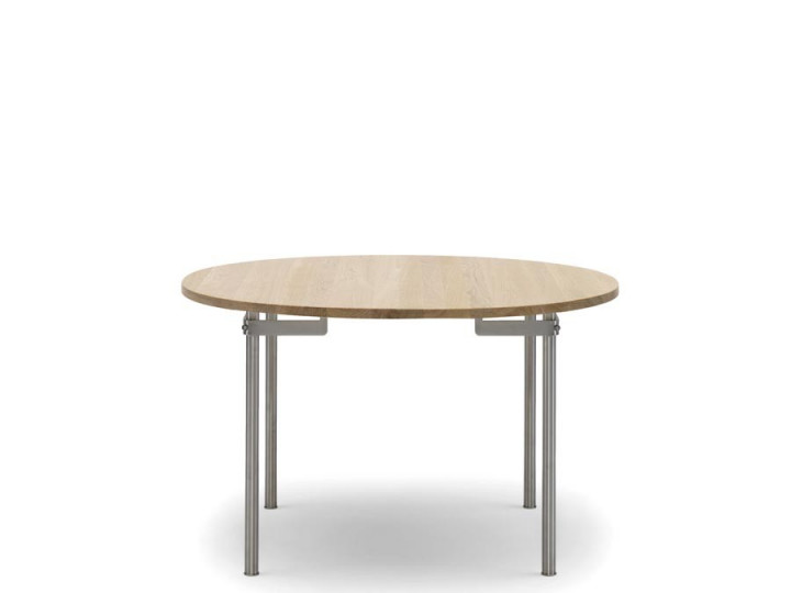 Mid-Century modern scandinavian dining table model CH388 by Hans Wegner.