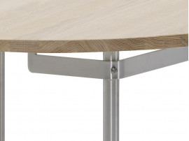 Mid-Century modern scandinavian dining table model CH388 by Hans Wegner.