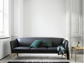 Mid-Century modern scandinavian sofa model OW603 by Ole Wanscher.