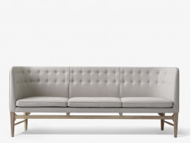 Mayor AJ5 Sofa 3 seat by Arne Jacobsen & Flemming Lassen. New edition