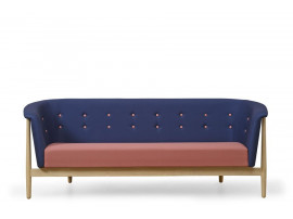 Vita sofa by Nanna Ditzel. 2 seat. New edition