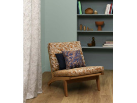 Chauffeuse scandinave GE 370. Nouvelle edition. Coussins réalisés par  Lelièvre