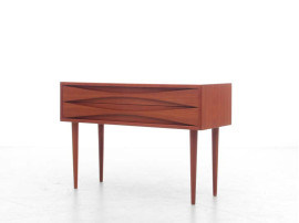 Mid-Century modern scandinavian small chest of drawer by Arne Vodder