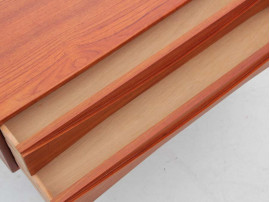 Mid-Century modern scandinavian small chest of drawer by Arne Vodder